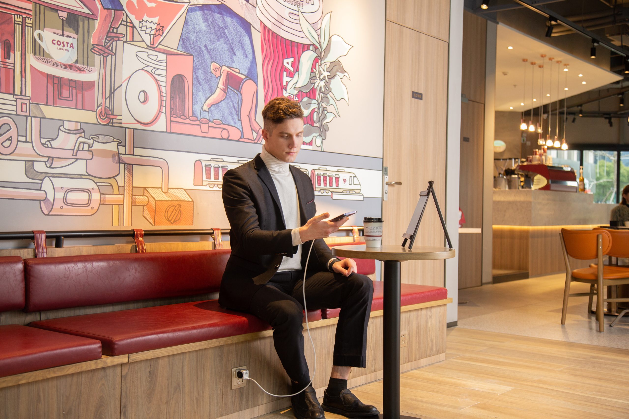 Safeguard Your Devices and Data with These Must-Know USB Precautions in Public Spaces! | SNM Consulting